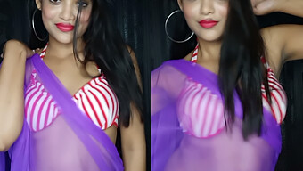 La Sensuale Bellezza Asiatica Rekha In Un Provino Vestita