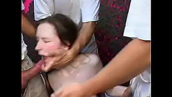 Naik Liar Remaja: Seks Berkumpulan, Creampie, Dan Permainan Anal