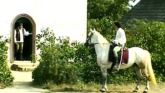 Vintage Skönhet: Den Lockande Världen Av Heta Tjejer Och Studenter