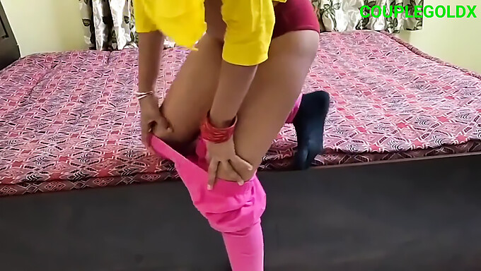 Indian Housewife Komal'S Oral Skills In Yellow Dress Impressed