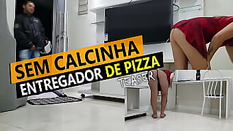 Cristina Almeida'S Daring Display Of Exhibitionism With Pizza Delivery Guy In Quarantine