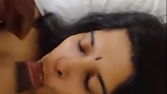 Indian Wife'S Tight Pussy Gets Pounded In Hd Video With Amazing Sound Quality