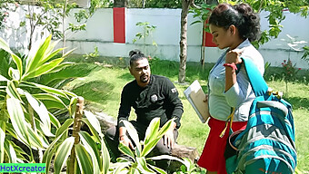 বড় নিপল বেবি অভ্যন্তরীণ উত্সর্গ ছাড়াই গরম আউটডোর ফাক পায়।