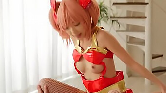 Cinderella-Cosplayerin Mika A. In High-Definition-Japanisch-Teen-Sexvideo