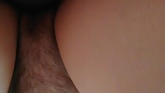 Tight Pussy Gets Filled With Cum In Amateur Video